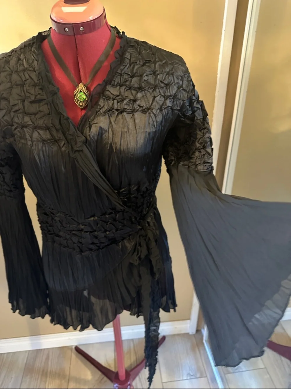 Joseph Ribkoff romantic gothic front tie top/ robe/ duster - Picture 2 of 7